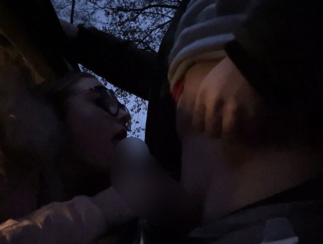 s*xyJanaHot Porno Video: Am Fenster bla*en