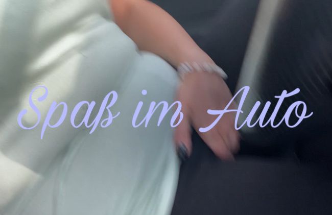 s*xyJanaHot Porno Video: Spaß im Auto